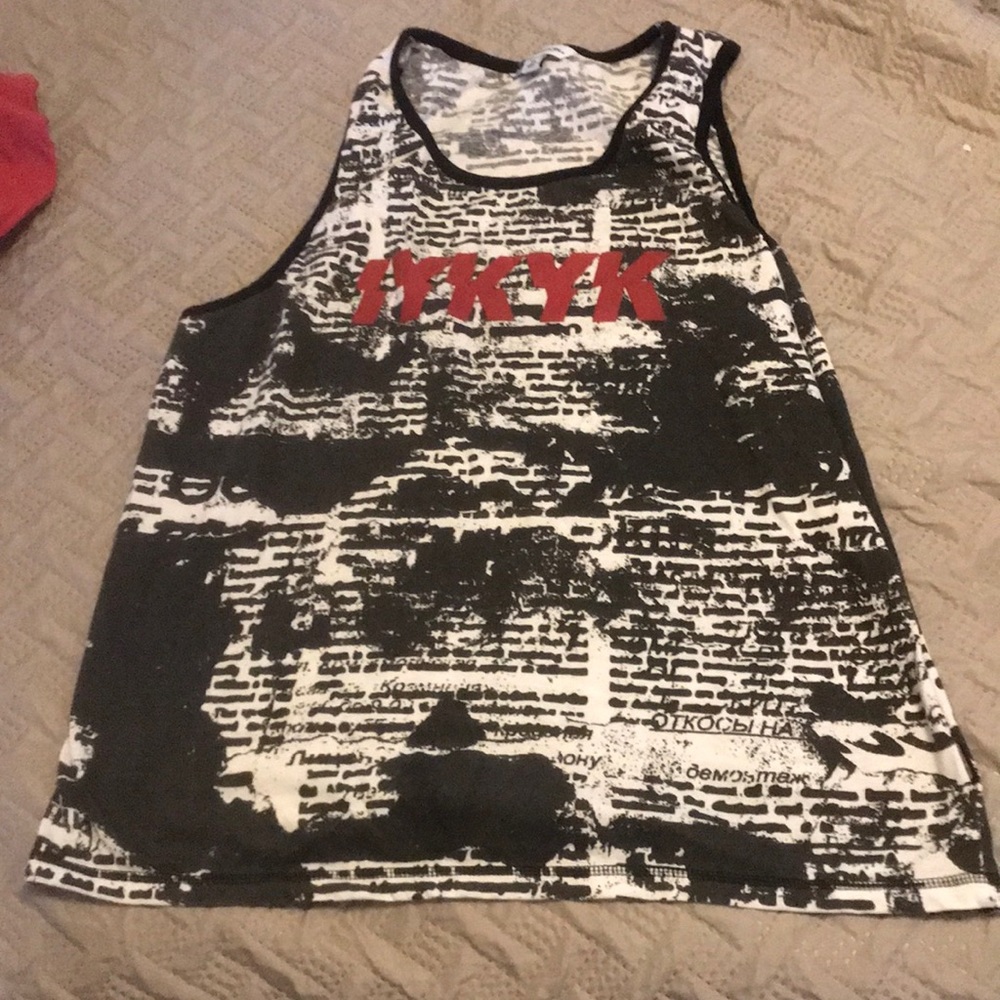 Mens workout tank distortion brand XL black red white